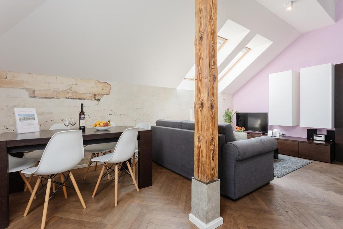 Modern Apartments Close To River Prague Extérieur photo