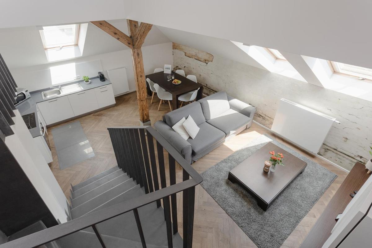 Modern Apartments Close To River Prague Extérieur photo