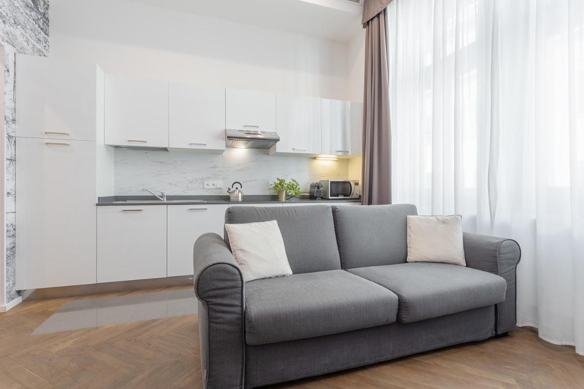 Modern Apartments Close To River Prague Extérieur photo
